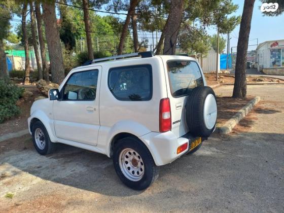 סוזוקי ג'ימני 4X4 GLX אוט' 1.3 (85 כ''ס) בנזין 2018 למכירה בכפר סבא