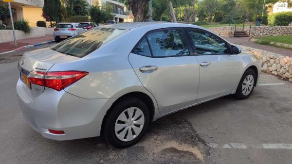 טויוטה קורולה Sun אוט' 1.6 (132 כ"ס) בנזין 2014 למכירה ברמת גן