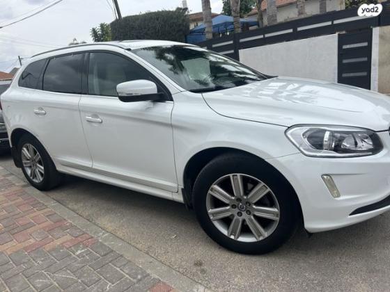 וולוו XC60 4X4 D4 Kinetic סטיישן אוט' דיזל 2.4 (190 כ''ס) דיזל 2016 למכירה בגן יבנה