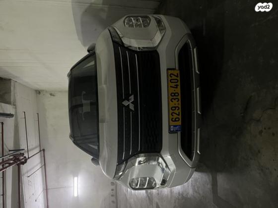 מיצובישי אאוטלנדר 4X4 Luxury TTH אוט' 7 מק' 2.5 (181 כ"ס) בנזין 2021 למכירה ברמת השרון