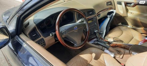 וולוו S60 אוט' 2.4 (140 כ''ס) בנזין 2008 למכירה ברמת גן