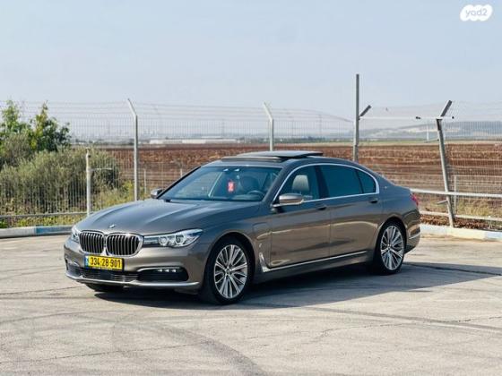 ב.מ.וו סדרה 7 740LE IPer Luxury הייבריד אוט' 2.0 (326 כ''ס) היברידי חשמל / בנזין 2018 למכירה בחיפה