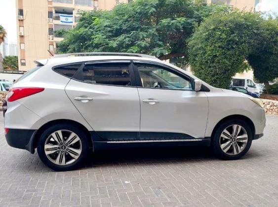 יונדאי iX35 Open Sky אוט' 2.0 (154 כ''ס) בנזין 2015 למכירה בבת ים