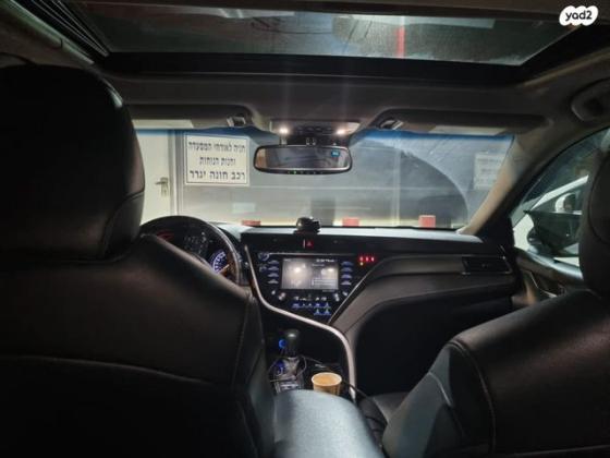 טויוטה קאמרי SE הייבריד אוט' 4 דל' 2.5 (211 כ''ס) בנזין 2018 למכירה בירושלים