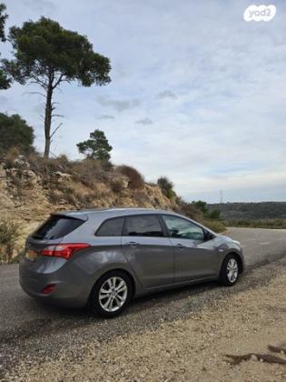 יונדאי i30 Inspire סטיישן אוט' 1.6 (135 כ"ס) בנזין 2015 למכירה בתל אביב יפו