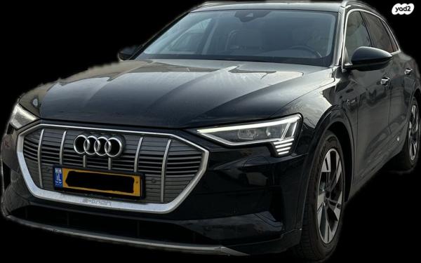 אאודי E-tron 4X4 Advanced אוט' חשמלי (408 כ''ס) חשמלי 2021 למכירה בתל אביב יפו