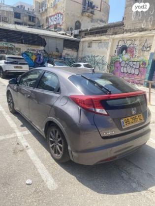 הונדה סיוויק האצ'בק החדשה Comfort אוט' 1.8 (142 כ''ס) בנזין 2013 למכירה בבת ים