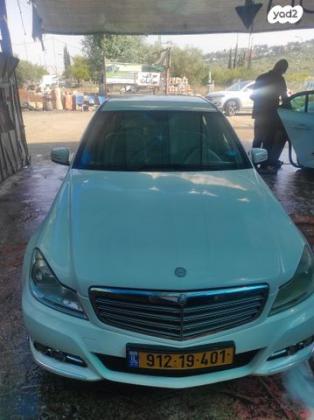 מרצדס C-Class Taxi C200 Taxi Elegance אוט' דיזל 2.1 (136 כ"ס) דיזל 2014 למכירה באריאל
