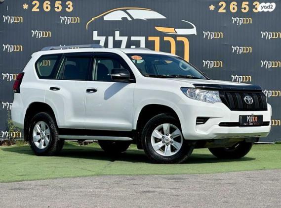 טויוטה לנד קרוזר ארוך 4X4 TS אוט' דיזל 7 מק' 2.8 (177 כ''ס) דיזל 2019 למכירה בחיפה