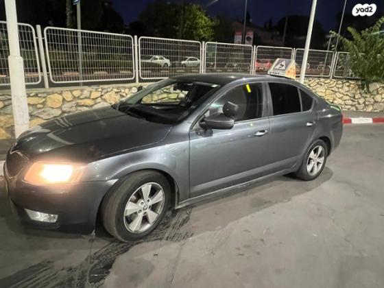 סקודה אוקטביה Elegance אוט' 1.2 (105 כ''ס) [2013-2016] בנזין 2014 למכירה באבו סנאן