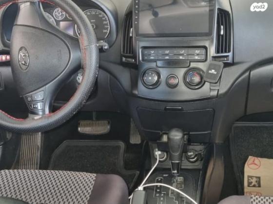 יונדאי i30CW Inspire סטיישן אוט' 1.6 (126 כ''ס) בנזין 2010 למכירה ברחובות