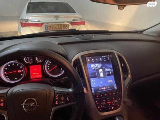 אופל אסטרה Enjoy סטיישן אוט' 1.4 (140 כ"ס) בנזין 2014 למכירה ברחובות