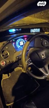 הונדה סיוויק האצ'בק החדשה Comfort אוט' 1.8 (140 כ''ס) בנזין 2010 למכירה בתל אביב יפו