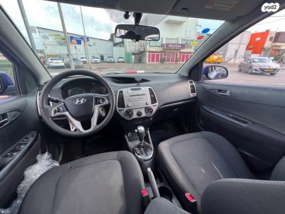 יונדאי i20 Inspire אוט' 1.4 (100 כ"ס) [2009-2015] בנזין 2011 למכירה בפתח תקווה