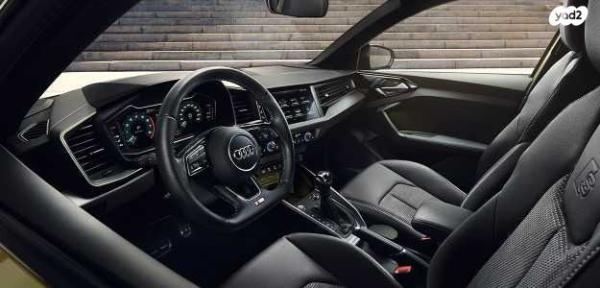 אאודי A1 Sportback Style אוט' 1.0 (95 כ''ס) בנזין 2023 למכירה בחיפה