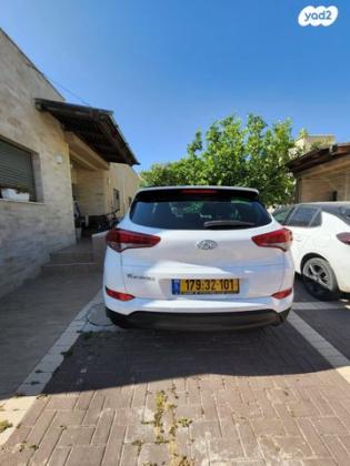 יונדאי טוסון Open Sky Plus אוט' בנזין 2.0 (155 כ''ס) בנזין 2018 למכירה בגיניגר