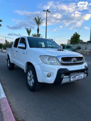טויוטה היילקס ויגו 4X4 4X4 דאבל קבינה אוט' דיזל 3.0 (171 כ''ס) דיזל 2011 למכירה בחולון