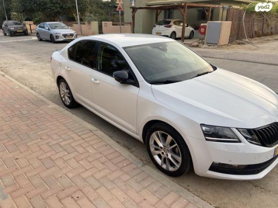 סקודה אוקטביה Exclusive אוט' 1.5 (150 כ''ס) בנזין 2020 למכירה ברמות השבים