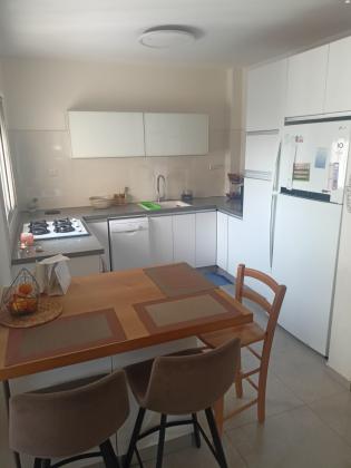 אייר 14 (רובע יב)