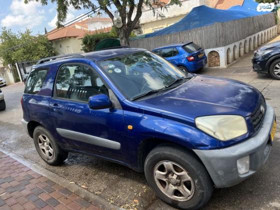 טויוטה RAV4 קצר 4X4 STD אוט' 2.0 (150 כ''ס) [2001-2006] בנזין 2003 למכירה בהחותרים