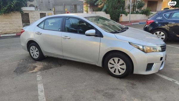 טויוטה קורולה Sun אוט' 1.6 (132 כ"ס) בנזין 2014 למכירה ברמת גן