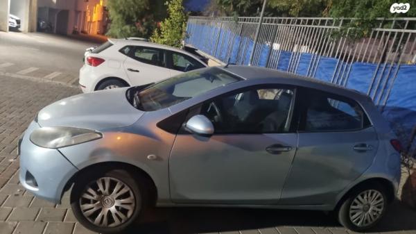 מאזדה H Dynamic אוט' 1.5 (103 כ"ס) בנזין 2010 למכירה במעלה אדומים