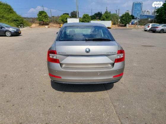 סקודה אוקטביה Ambition אוט' 1.2 (110 כ"ס) בנזין 2015 למכירה בראשון לציון