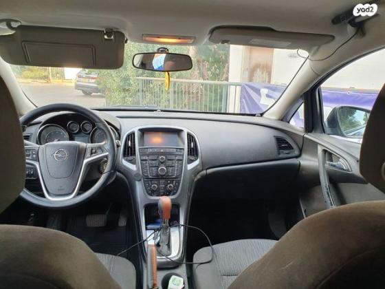 אופל אסטרה Enjoy סטיישן אוט' 1.4 (140 כ"ס) בנזין 2016 למכירה בכרמיאל