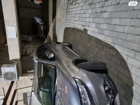 מיצובישי אאוטלנדר Instyle אוט' 7 מק' 2.0 (150 כ"ס) בנזין 2016 למכירה בירושלים