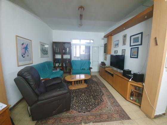 הרב בלוי 4 (גבעת סוקולוב)