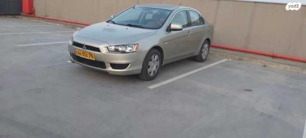 מיצובישי לנסר הדור החדש Invite אוט' 1.5 (109 כ''ס) בנזין 2011 למכירה בחדרה