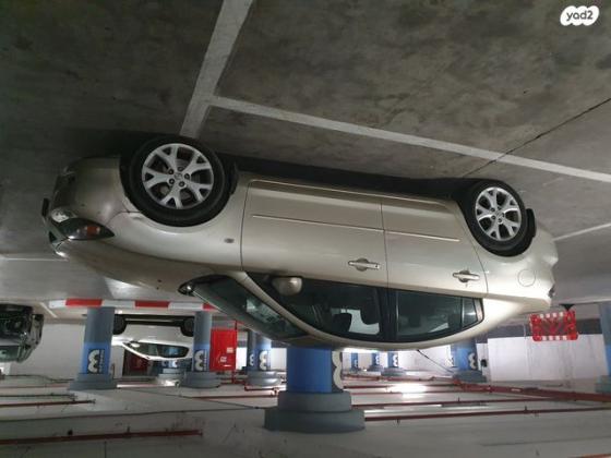 מאזדה i Spirit סדאן אוט' 2.0 (150 כ''ס) בנזין 2008 למכירה בהרצליה