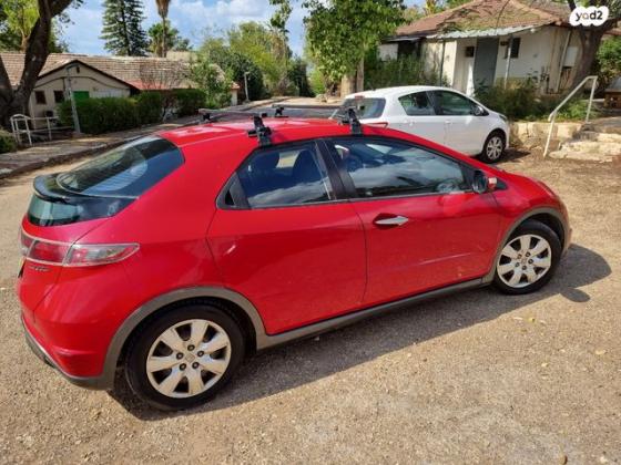 הונדה סיוויק האצ'בק החדשה Comfort אוט' 1.8 (140 כ''ס) בנזין 2011 למכירה בבית השיטה