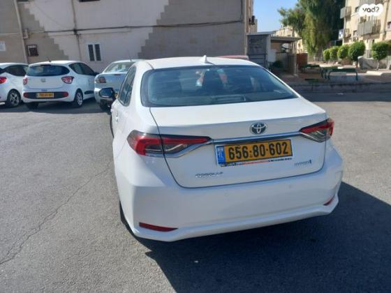 טויוטה קורולה הייבריד Sun סדאן אוט' 1.8 (98 כ''ס) בנזין 2021 למכירה בבית שאן