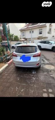 יונדאי i30 Inspire סטיישן אוט' 1.6 (135 כ"ס) בנזין 2014 למכירה בקרית מוצקין