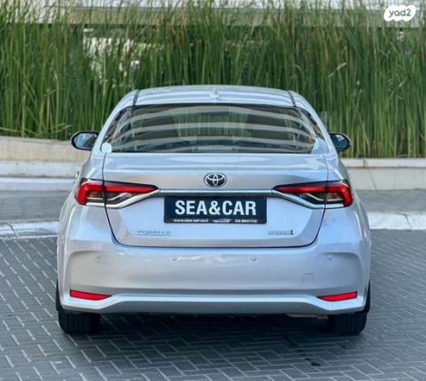 טויוטה קורולה הייבריד Sun סדאן אוט' 1.8 (98 כ''ס) בנזין 2019 למכירה בתל אביב יפו