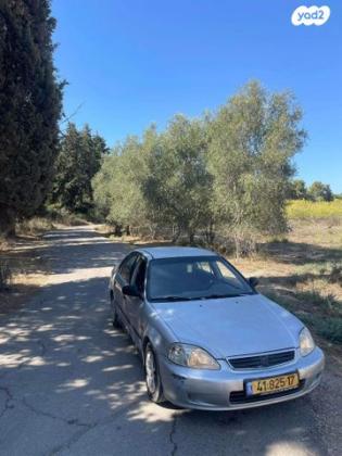 הונדה סיוויק (עד 2006) SR אוט' 1.6 (125 כ''ס) בנזין 1999 למכירה בירושלים
