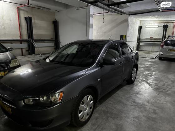 מיצובישי לנסר הדור החדש Invite אוט' 1.5 (109 כ''ס) בנזין 2010 למכירה בירושלים