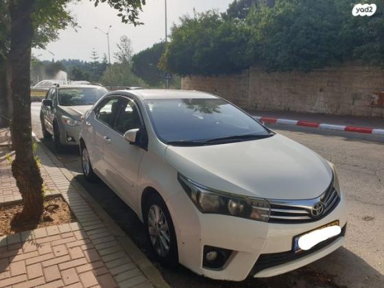 טויוטה קורולה GLI-FL אוט' 1.6 (132 כ''ס) [2013-2016] בנזין 2015 למכירה במבשרת ציון