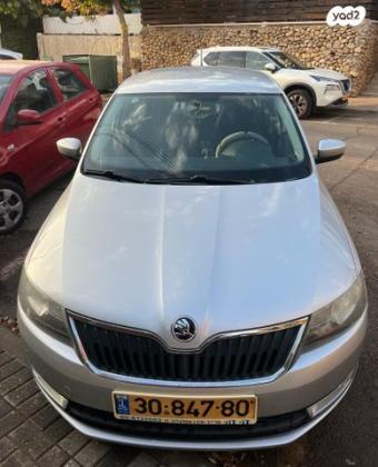 סקודה ראפיד Ambition אוט' 1.2 (90 כ"ס) בנזין 2017 למכירה בראש העין