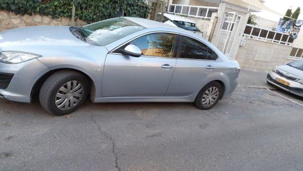 מאזדה g Executive סדאן אוט' 2.0 (147 כ''ס) בנזין 2010 למכירה בירושלים