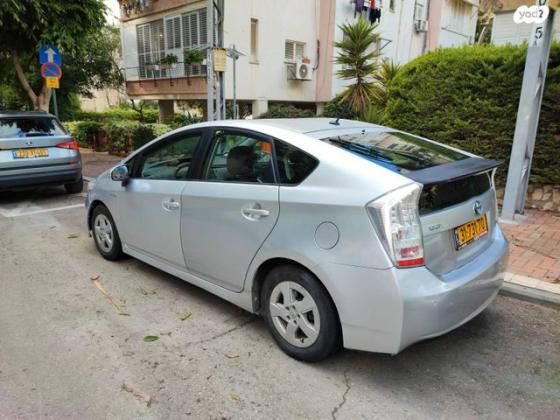 טויוטה פריוס GLI הייבריד אוט' 1.8 (99 כ"ס) בנזין 2009 למכירה בפתח תקווה