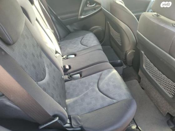 טויוטה RAV4 ארוך 4X4 GLI אוט' 2.0 (158 כ''ס) בנזין 2012 למכירה בראשון לציון