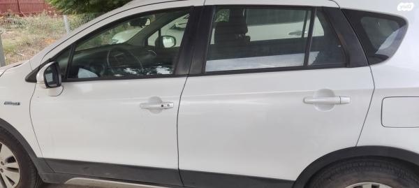 סוזוקי SX4 קרוסאובר GLX אוט' 1.6 (118 כ''ס) בנזין 2014 למכירה בגן הדרום