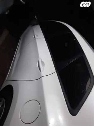 יונדאי i30 Inspire סטיישן אוט' 1.6 (135 כ"ס) בנזין 2014 למכירה ברחובות