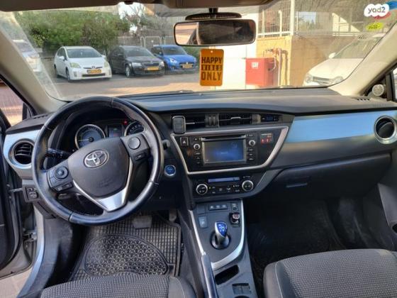 טויוטה אוריס הייבריד TS Sky סטיישן הייבריד אוט' 1.8 (99 כ"ס) בנזין 2015 למכירה בנתניה