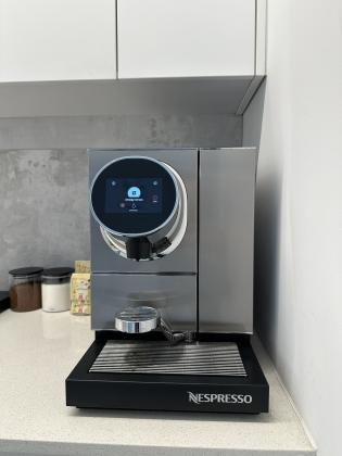 מכונת קפה לעסקים של נספרסו,