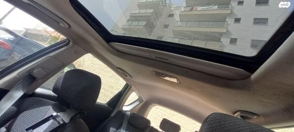 יונדאי i30CW Inspire סטיישן אוט' 1.6 (126 כ''ס) בנזין 2011 למכירה בחריש