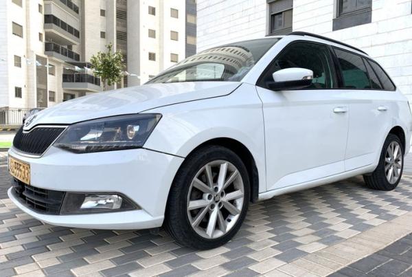 סקודה פאביה ספייס Ambition אוט' 1.2 (110 כ''ס) בנזין 2016 למכירה בקרית מוצקין