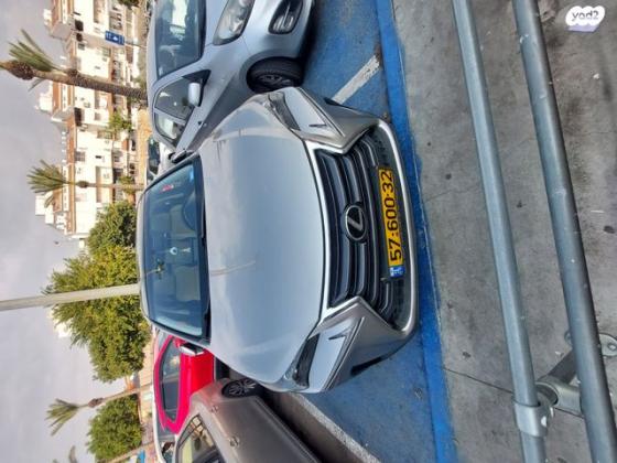 לקסוס NX 4X4 NX200T Premium אוט' 2.0 (238 כ"ס) בנזין 2015 למכירה בראשון לציון